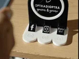 NFC-Business-Tag-display